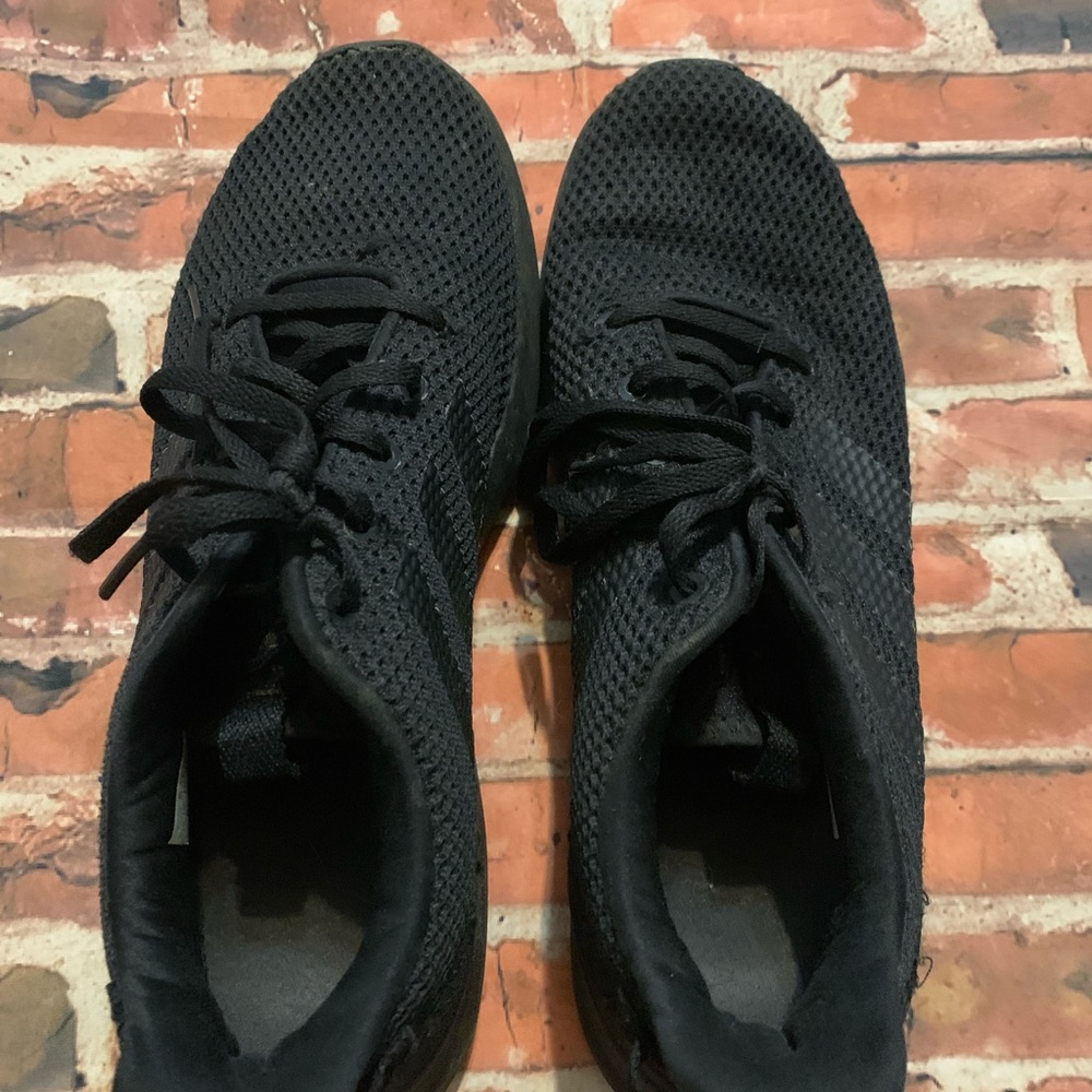 🐬Men’s adidas shoes